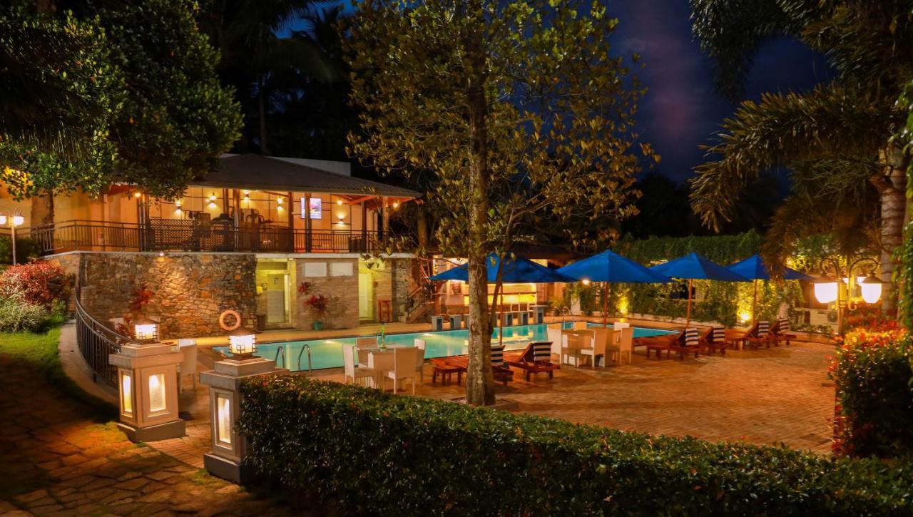 Royal Classic Resort Kandy Exterior foto